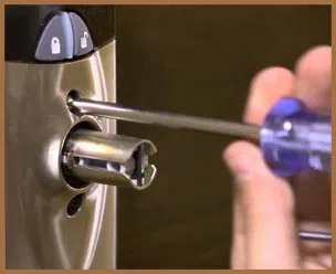 City Locksmith Shop Miami, FL 305-744-5510 City Locksmith Shop Miami, FL 305-744-5510 - 14-new-lock-installation